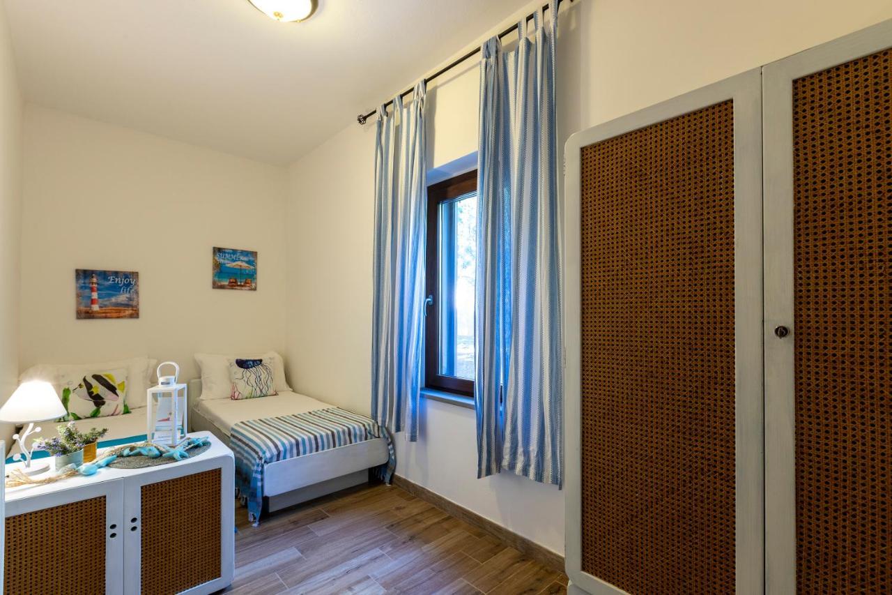 Sardinia Re - Villa Pelosa สตินติโน ภายนอก รูปภาพ